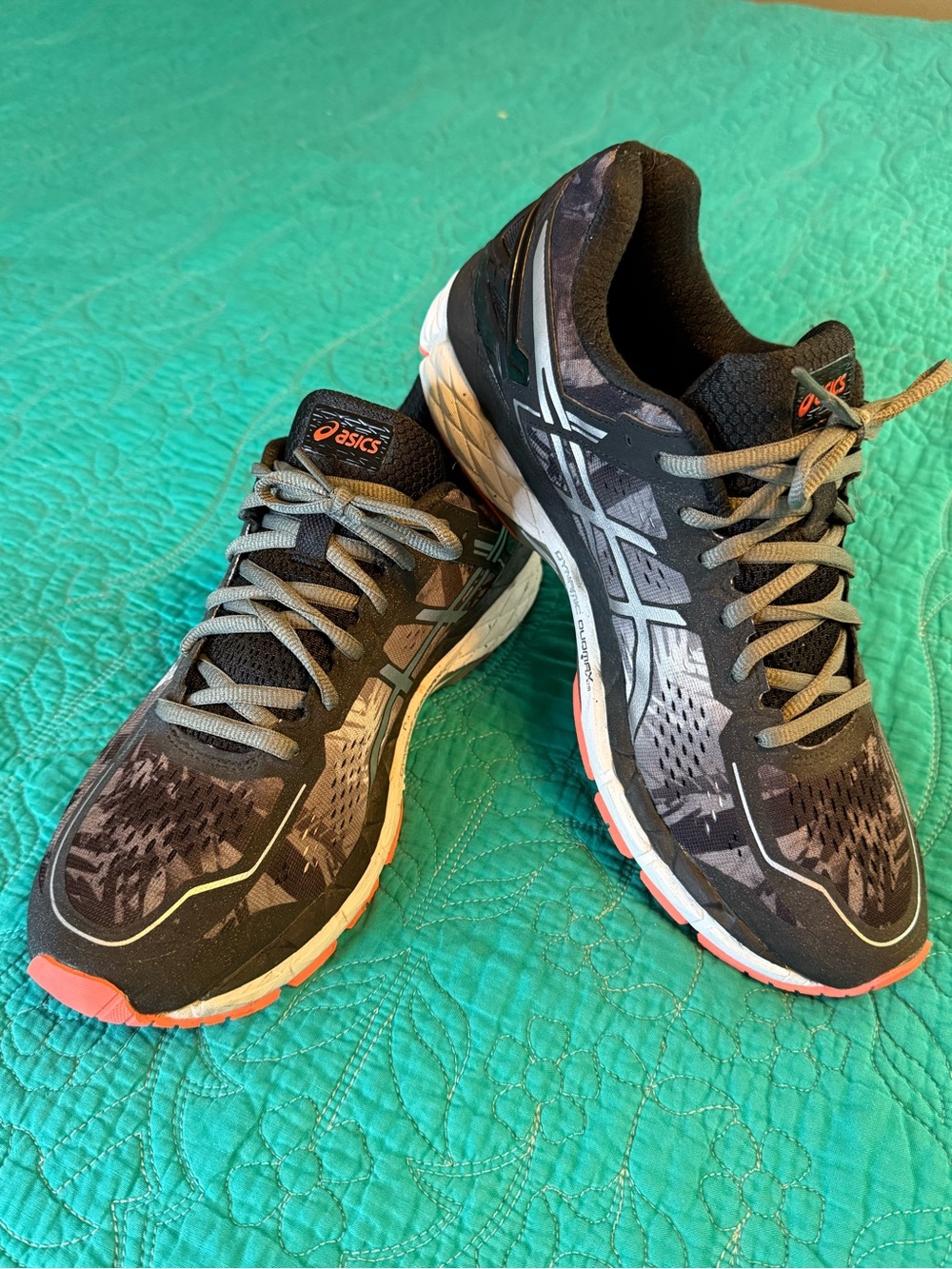 ASICS Men’s Black and Gray Running Sneakers with Coral Accents